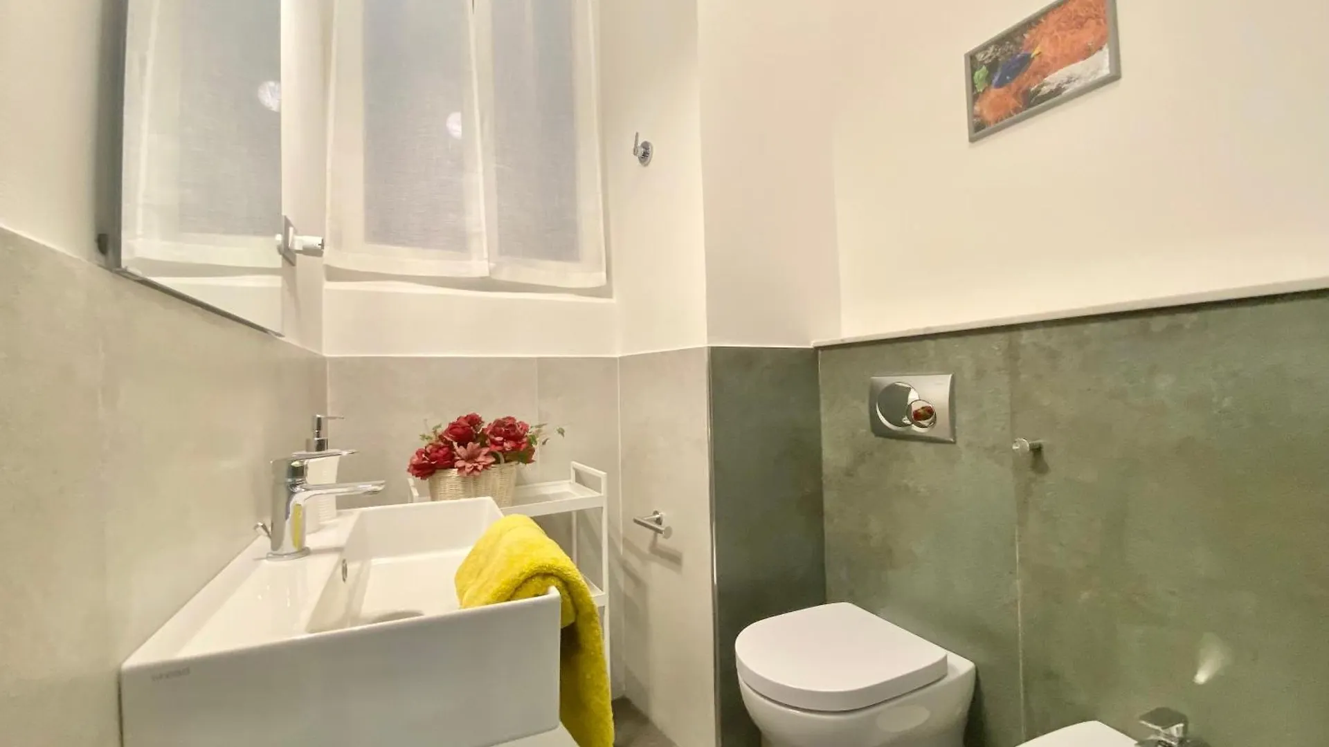 Apartment Casaviva - Lovely Trilo In The Heart Of Genoa